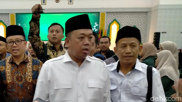 menteri-atrkepala-bpn-nusron-wahid-1760354457395_169